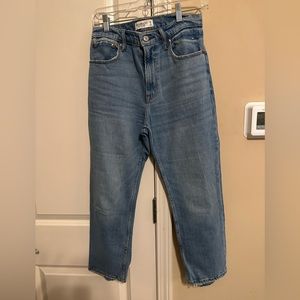 Abercrombie and Fitch - The ankle straight ultra high rise